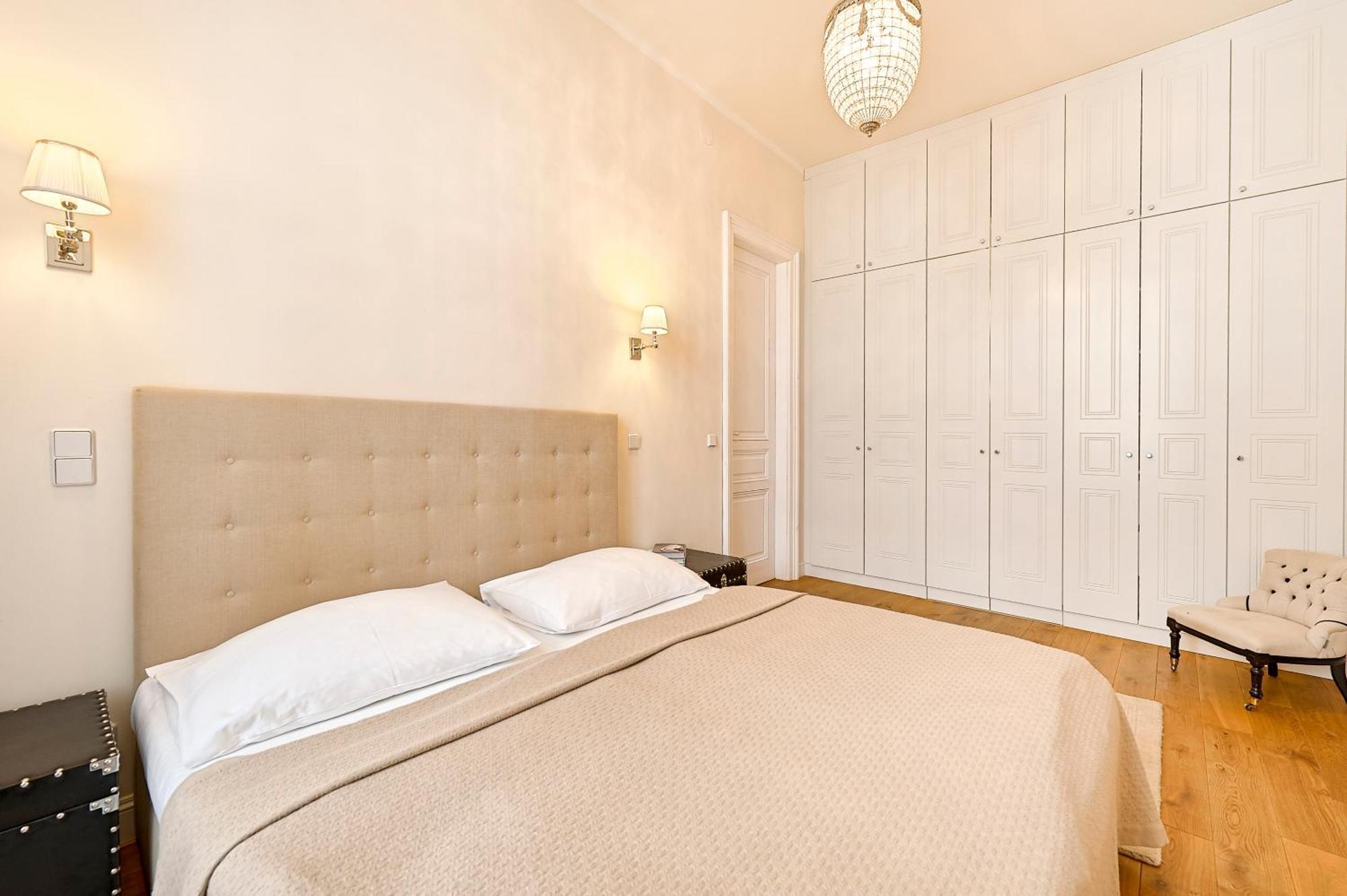 Appartement 6 *