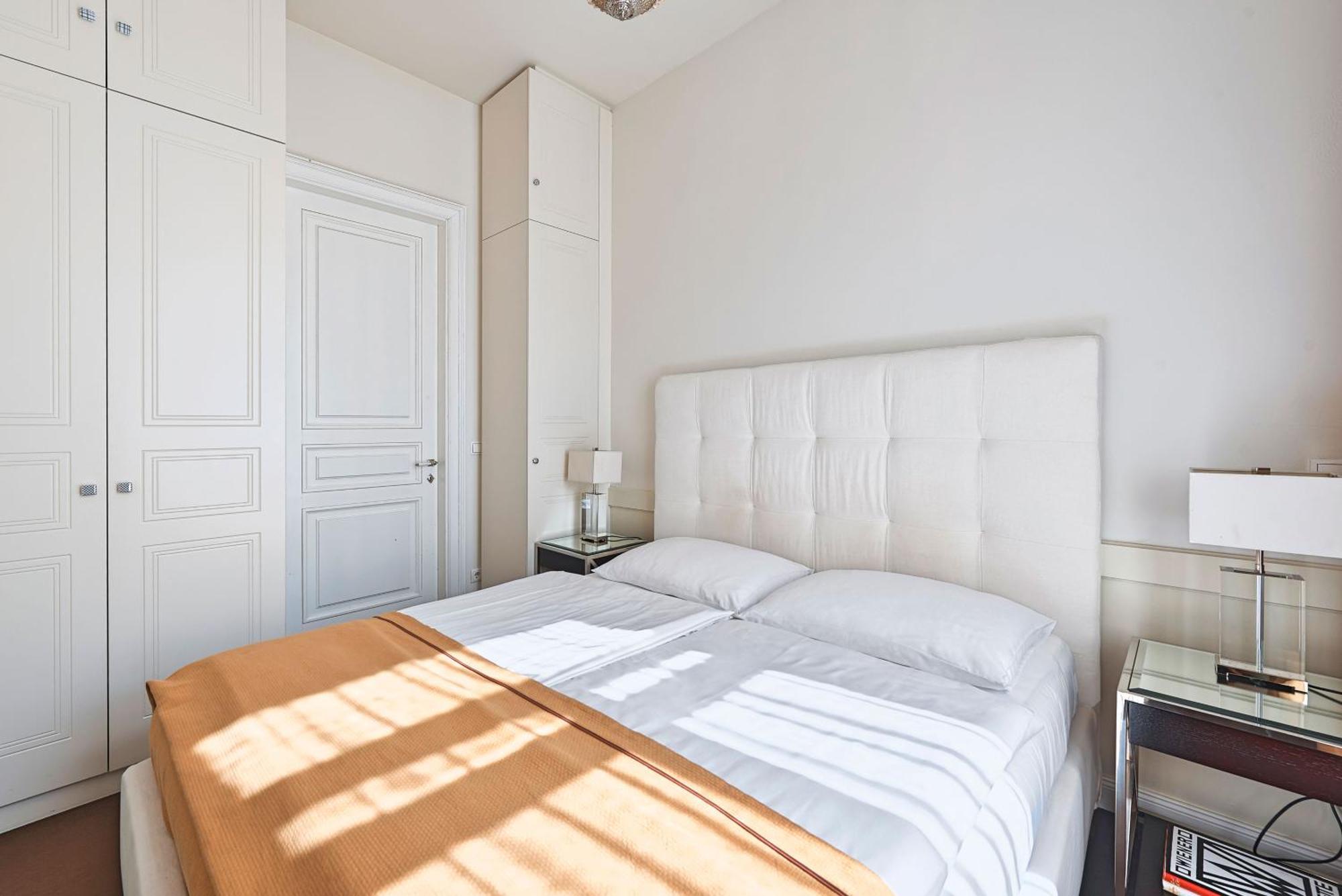 Appartement 6 *